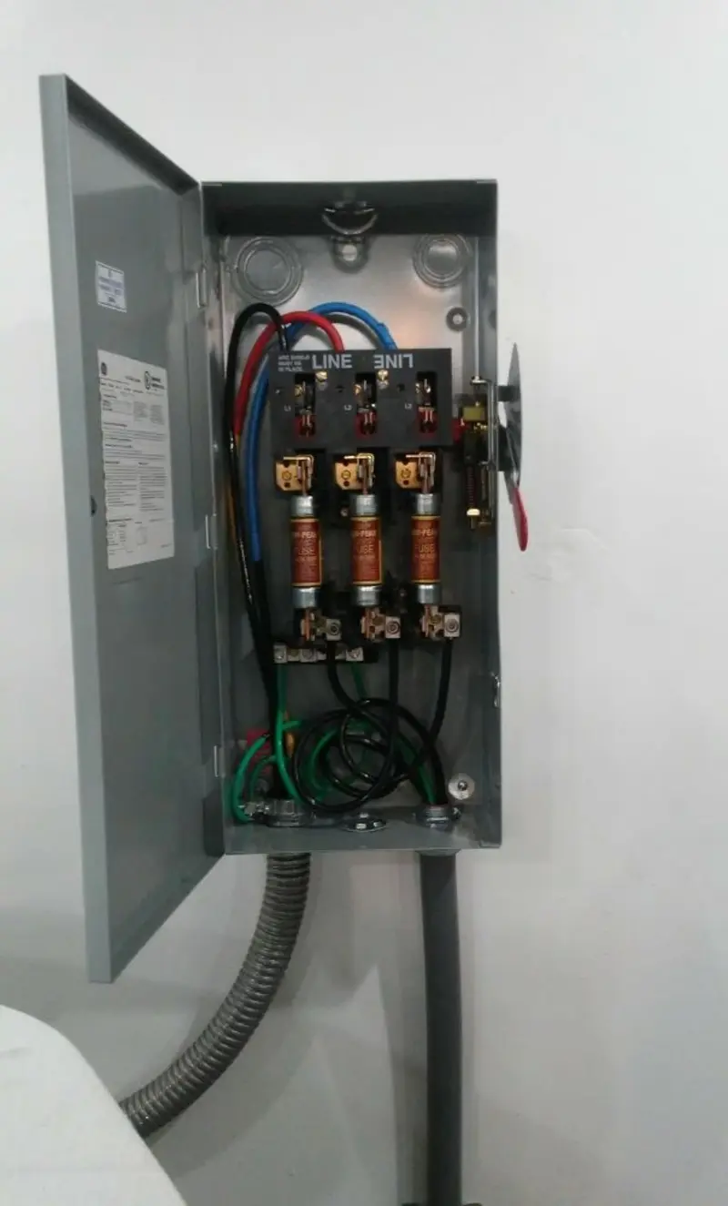 Three-phase disconnect switch installed for Smoke Detector Installation in DeMotte